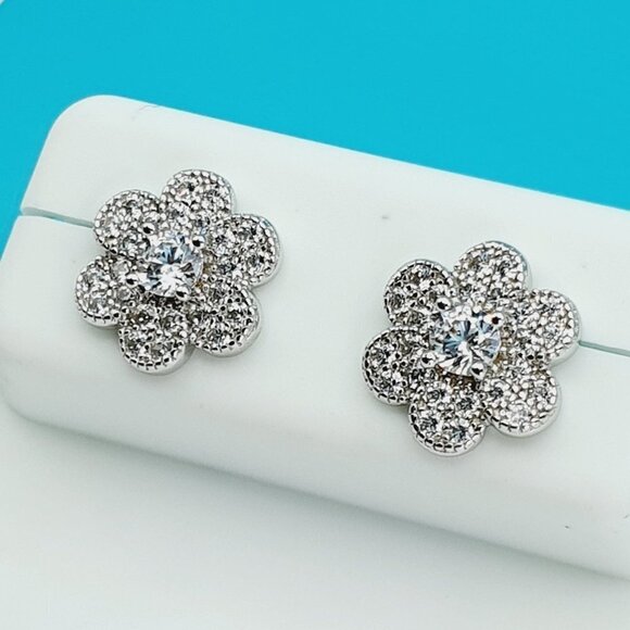 "925 Sterling Silver CZ Beautiful Earrings for Women, 1USPAR4245   eta - Picture 8 of 11